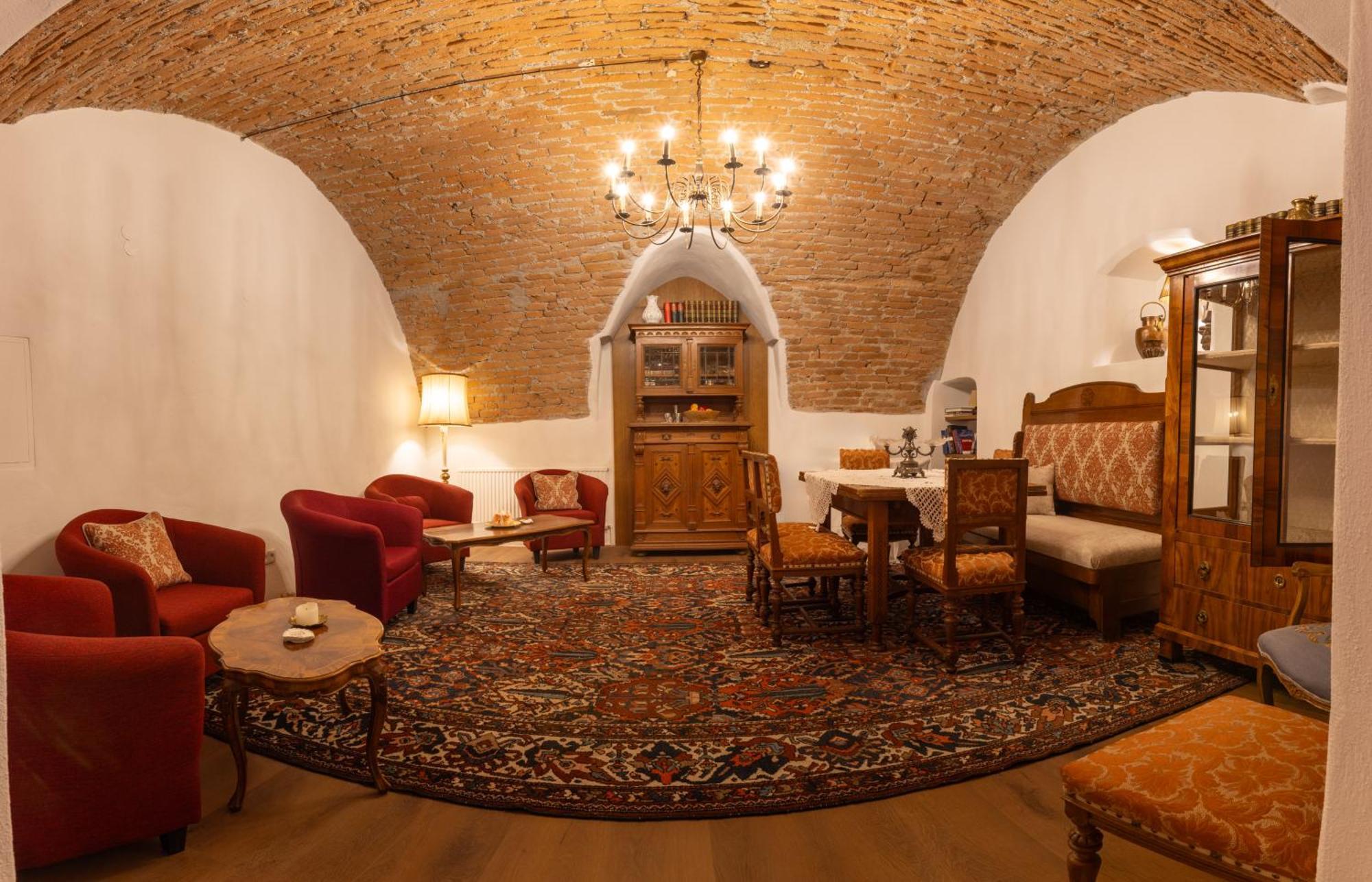 Hotel Krone Матрей ам Бренер Екстериор снимка
