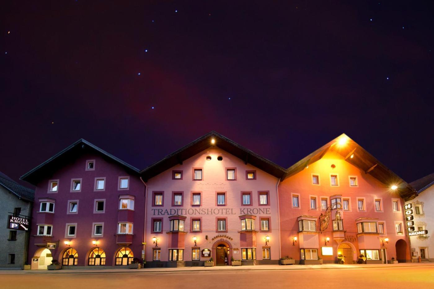Hotel Krone Матрей ам Бренер Екстериор снимка