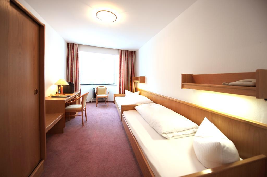 Hotel Krone Матрей ам Бренер Екстериор снимка